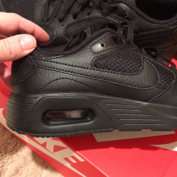 NWT NIKE AIR MAX SC 5Y 5 YOUTH BLACK ATHLETIC SHOES TENNIS BOYS FITS WOMEN 6 - Picture 3 of 11